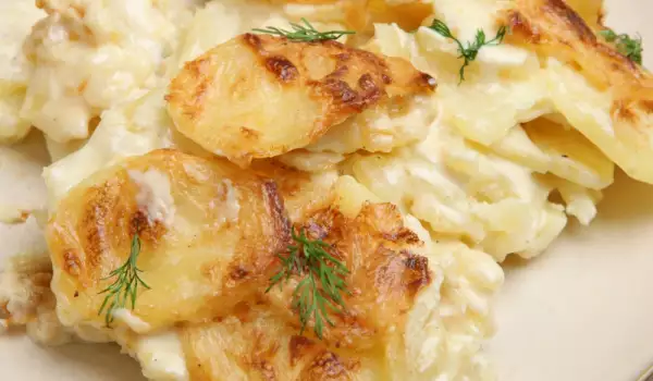 Potatoes with Cream and Dill