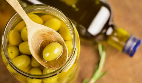 Canned Green Olives