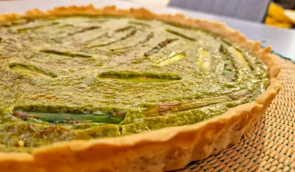 Spring Tart with Spinach and Asparagus
