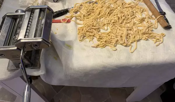 Fresh Pasta Carbonara