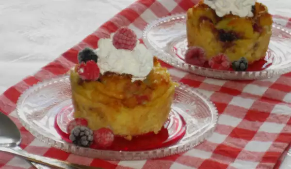 Bread Pudding with Fruits