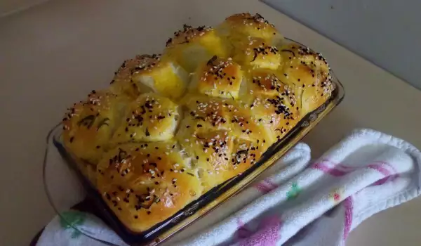 Fluffy Aromatic Bread Buns with Milk