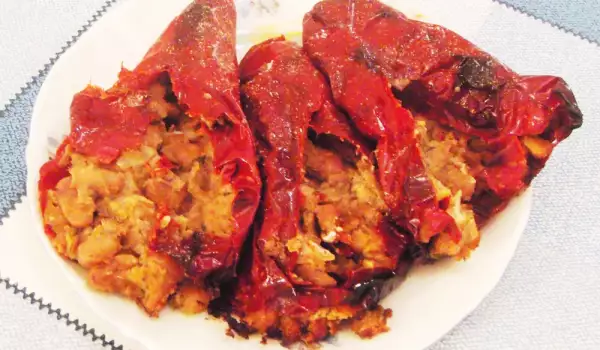 Grandma's Stuffed Dried Peppers with Beans