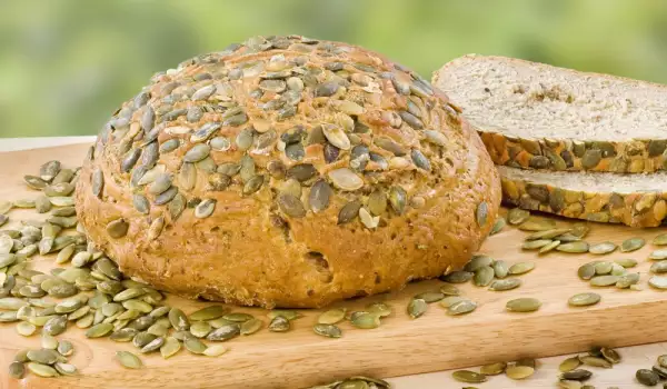 Bread with Pumpkin Seeds