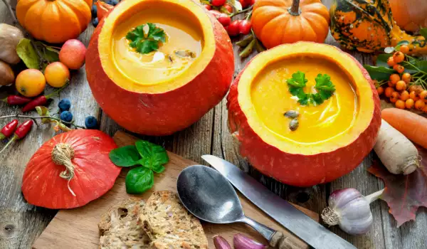 Autumn pumpkin soup