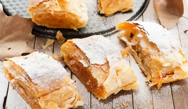 Pumpkin, Apple and Cottage Cheese Strudel