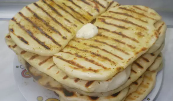 Flatbreads in a Grill Pan with Butter