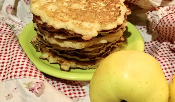 Mini Apple Pancakes