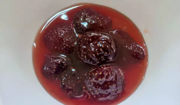 Strawberry Jam by an Old Recipe