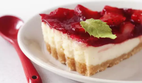 Easy Cheesecake with Strawberries