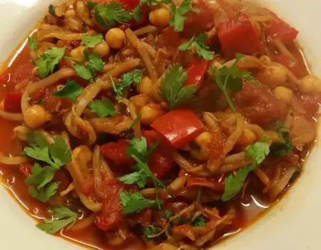 Chickpea and Bean Sprout Stew