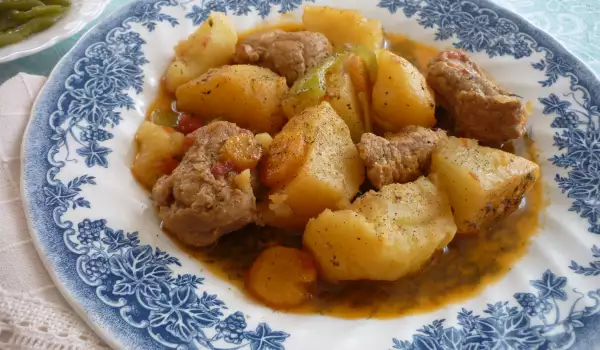 Potato Stew with Pork