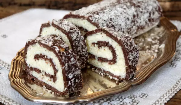 Raffaello Roll with Biscuits