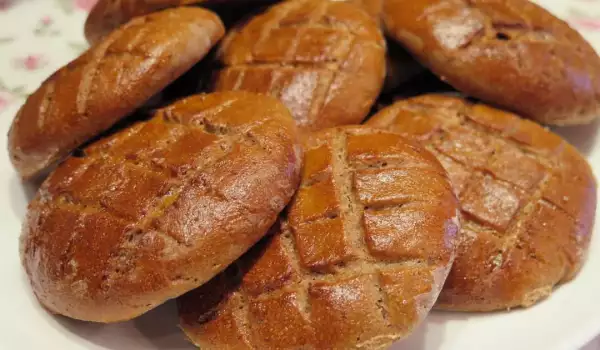 Flat Rye Bread
