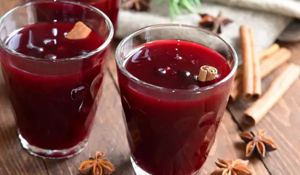 Warm Raspberry Cocktail