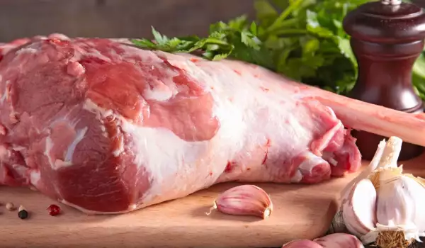 Raw lamb