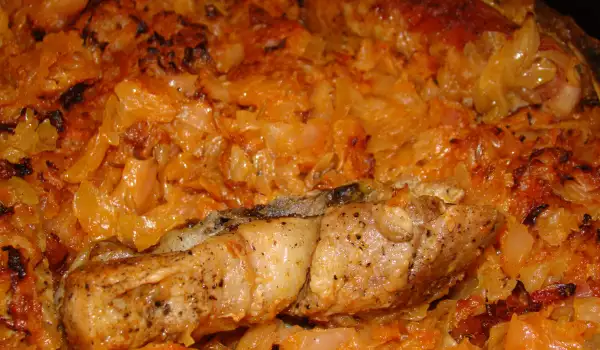 Pork Ribs with Sauerkraut in the Oven
