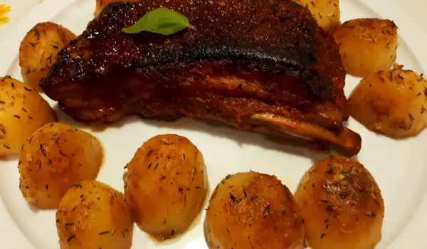 Oven-Baked Rack of Ribs with Honey