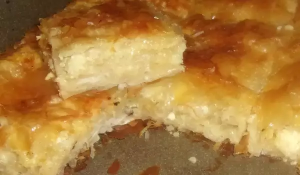 Layered Phyllo Pastry with Milk