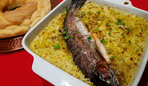 Oven-Baked Trout with Rice and Leeks