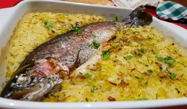 Oven-Baked Trout with Rice and Leeks