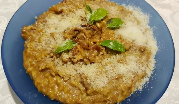 Risotto with Dried Porcini Mushrooms