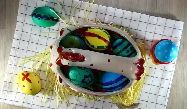 Hand-Drawn Easter Eggs