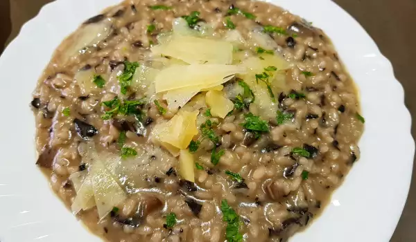 Risotto with Black Trumpet Mushrooms