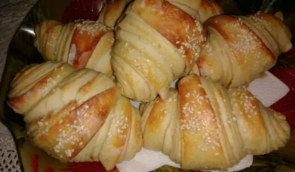 Croissants with Cream Cheese