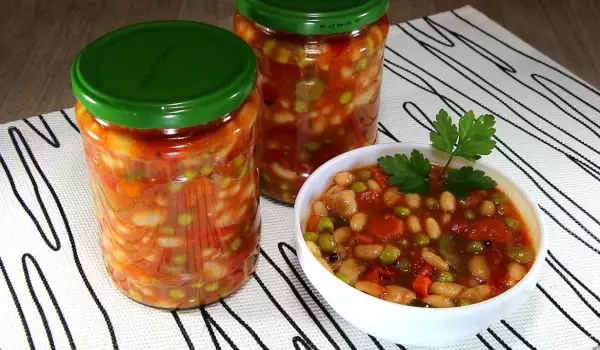Ropotamo Bean Salad in Jars