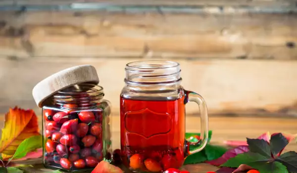 How to Make Rosehip Water and What is it Good for?