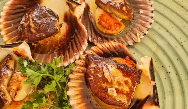 Coquilles Saint-Jacques in a Shell with Foie Gras