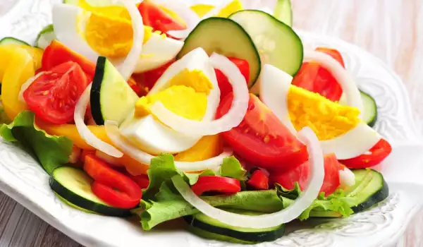 Colorful Salad with Eggs