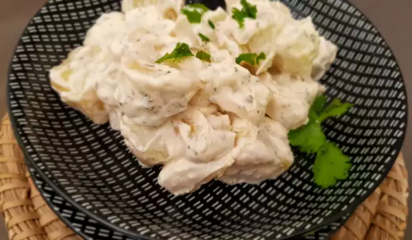Creamy Potato Salad with Mayonnaise