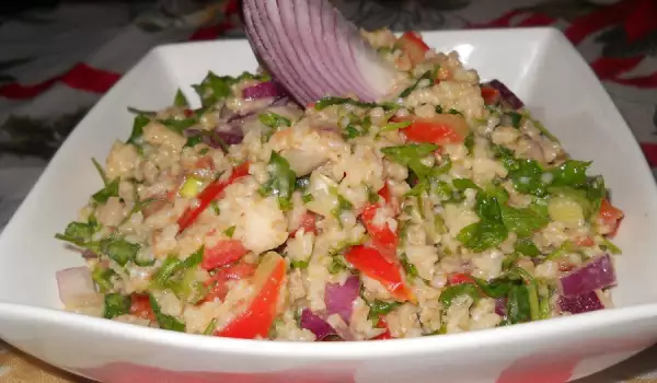 Tabbouleh Parsley Salad with Two Types of Onions