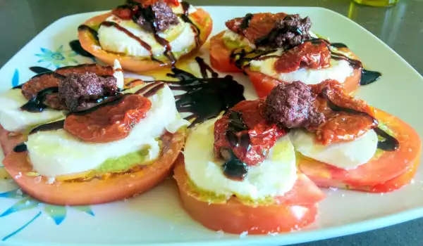 Tomatina Salad