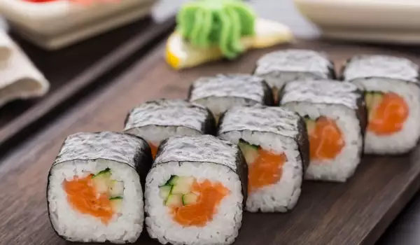 How Many Calories are in a Sushi?