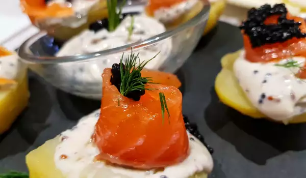 Potatoes with Salmon and Caviar Appetizer