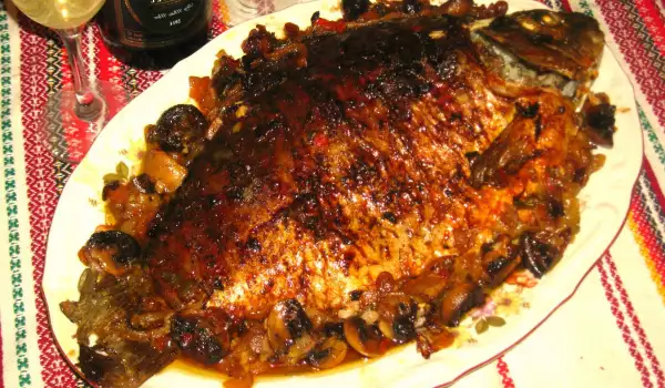 Carp with White Wine, Mushrooms and Vegetables