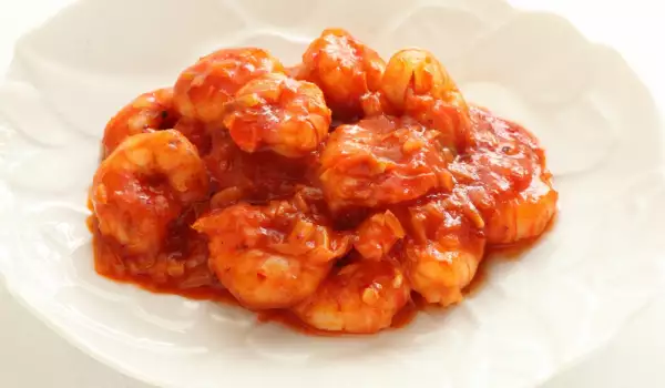 Argentinian-Style Shrimp with Sauce