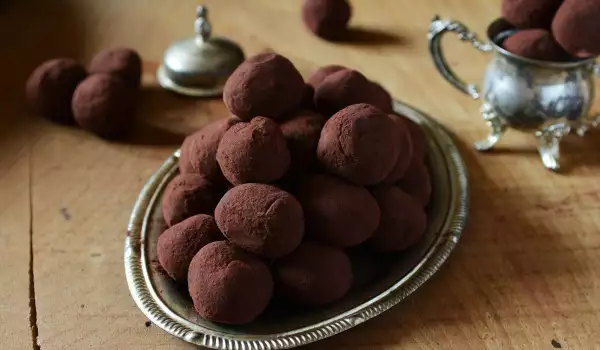 Chocolate Truffles with Rum Flavor