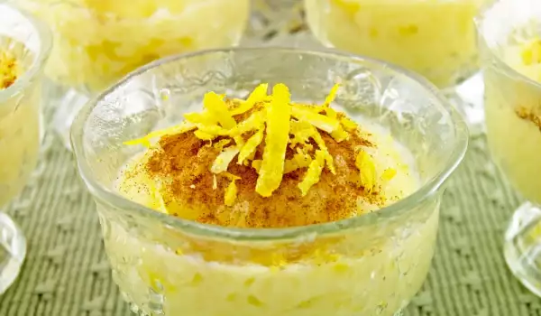 Sholezard - Rice Pudding with Saffron