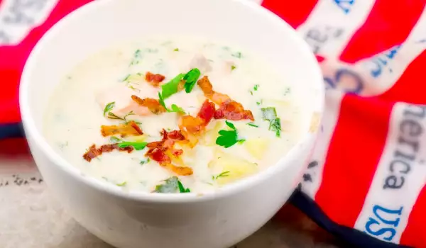 Potato Soup with Salmon and Bacon