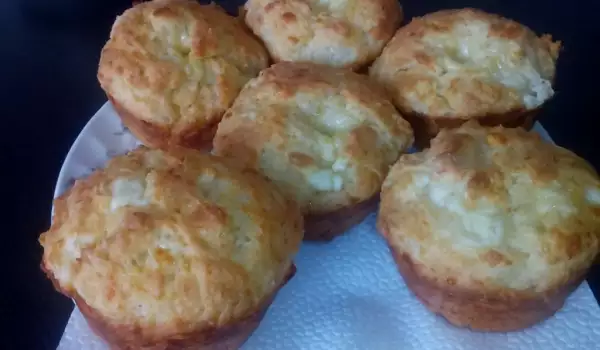 Lazy Man`s Feta Cheese Muffins
