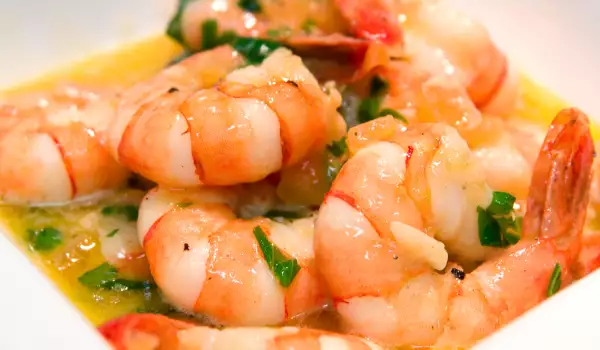Shrimp with White Wine and Garlic