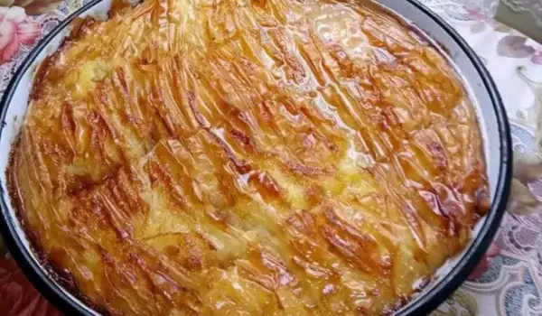 Sweet Filo Pastry Pie