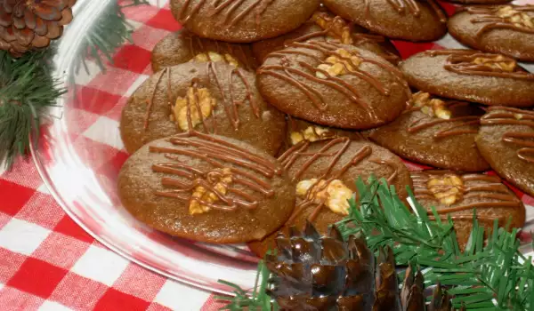 Cocoa Cookies with Walnuts