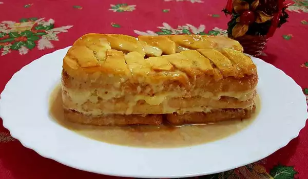 Cake with Apples and Biscotti