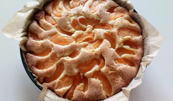 Butter Cake with Apricots