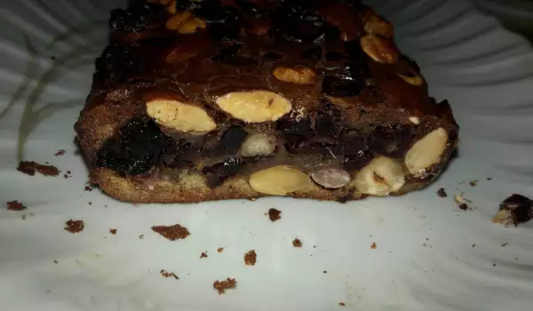 Cake with Dried Fruits and Nuts